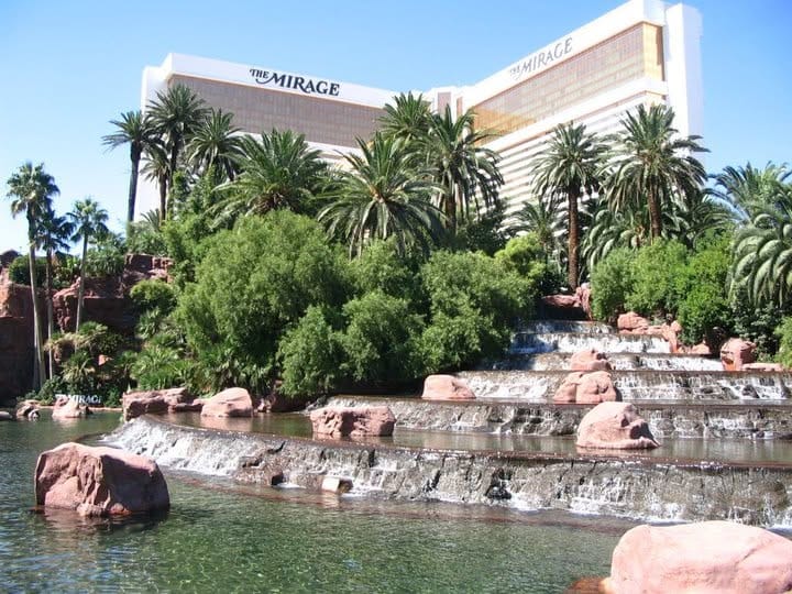 The Mirage i 2006